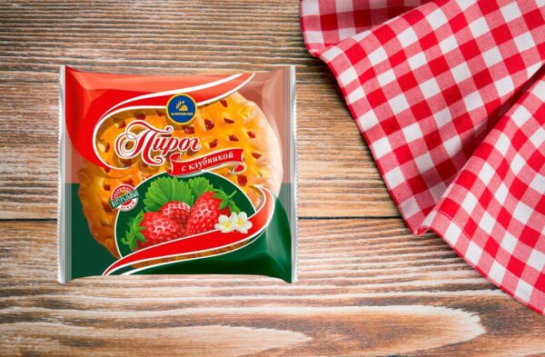 Каравай Сдоба "Пирог с клубникой" 230 гр.